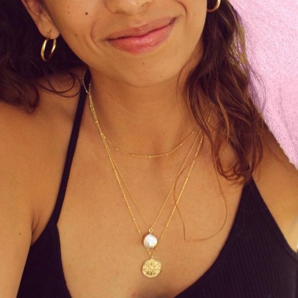 curbed ball gold chain necklace - Picture 2 of 2